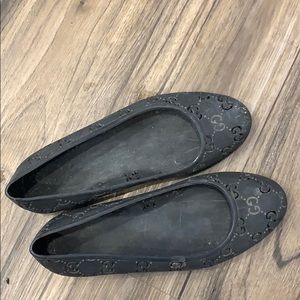 Gucci rubber flats